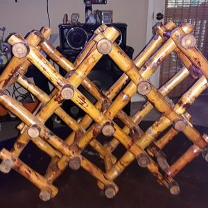 Vintage bamboo wood wine rack holds 8 bottles